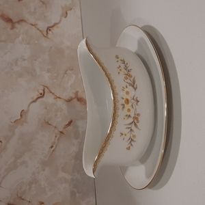 Gravy Boat euc